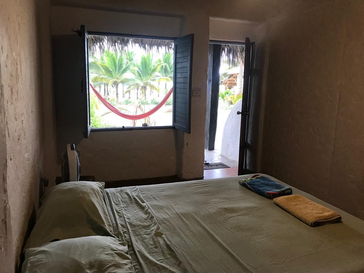 Beach Front Bungalows At The Coconut Canoa Eksteriør bilde