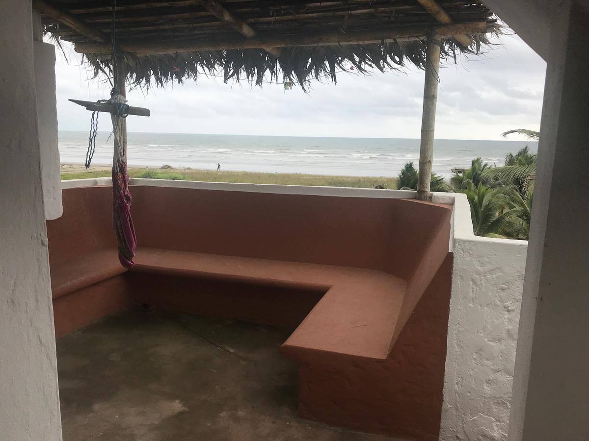 Beach Front Bungalows At The Coconut Canoa Eksteriør bilde